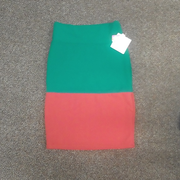 LuLaRoe Dresses & Skirts - LuLaRoe Cassie Midi Skirt NWT